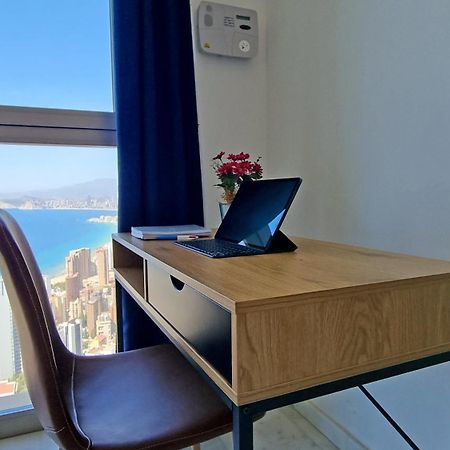 Highrise Apartment With Private Terrace & Sea Views - 34Th Floor Μπένιντορμ Εξωτερικό φωτογραφία