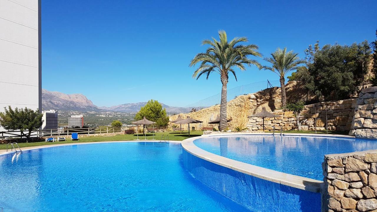 Highrise Apartment With Private Terrace & Sea Views - 34Th Floor Μπένιντορμ Εξωτερικό φωτογραφία